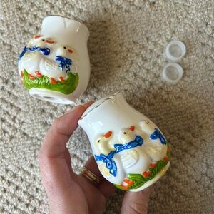Vintage goose salt pepper shaker